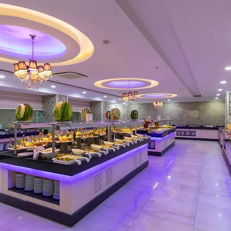Holiday Park Resort 5*