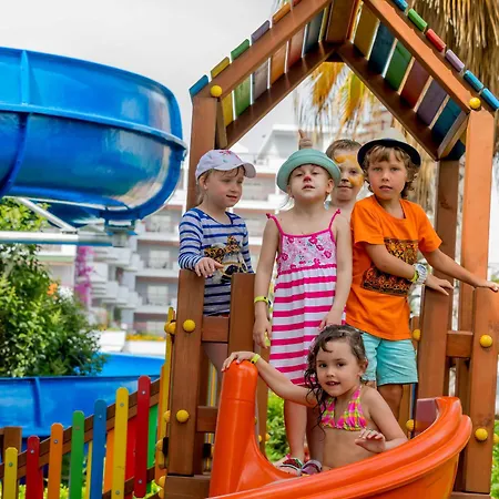 Otel Holiday Park Resort Alanya