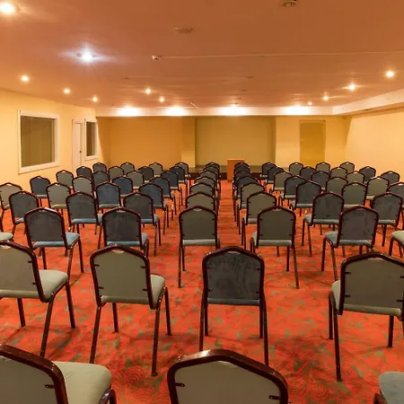 Otel Holiday Park Resort 5*