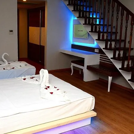 Holiday Park Resort 5* Alanya