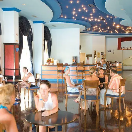 Otel Holiday Park Resort